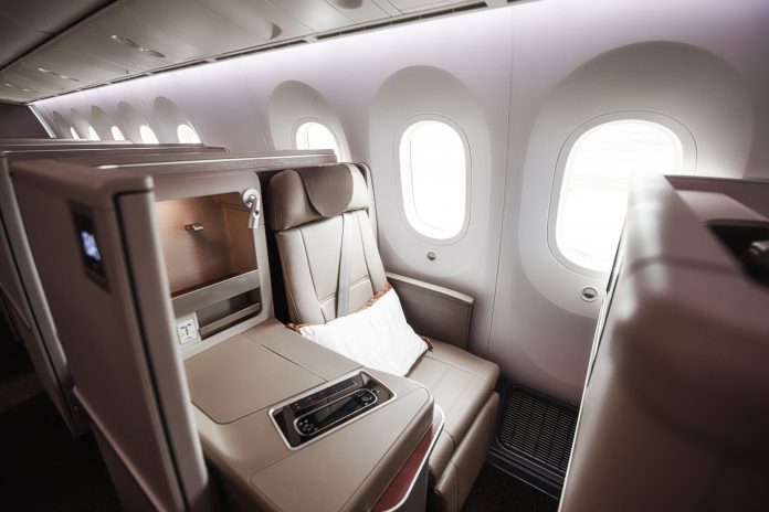 Senate report slams airlines for raking in billions in seat fees