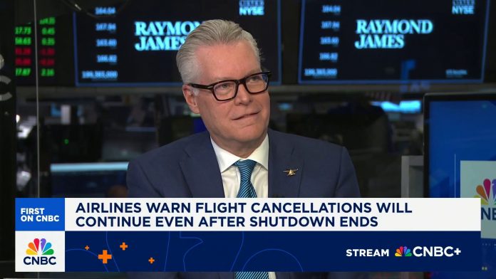 DOT freezes flight cuts as disruptions ease