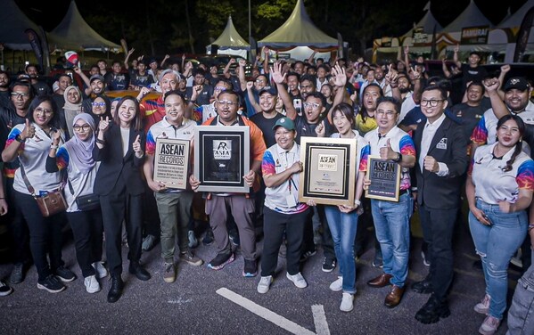Redefining Automotive Painting: Samurai Paint Completed Asia's Biggest Aerosol Spraying Challenge