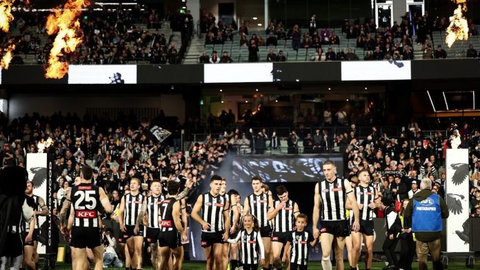 Footy fans become sick due to serious leak in MCG toilets before Brisbane-Collingwood clash