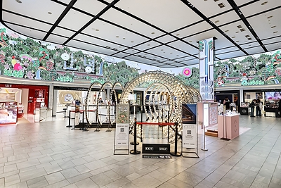 Hangul Comes to Life Across Seoul as Shinsegae Duty Free and Artist Hong In-sook Turn